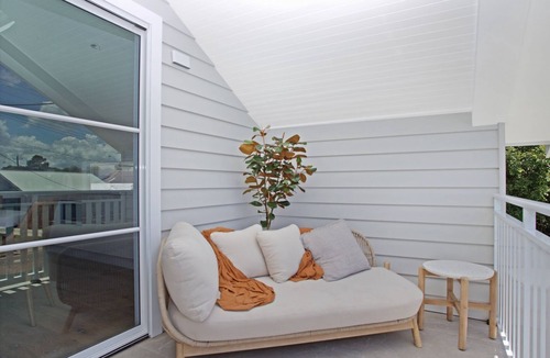 Tea Gardens Apartment | Tea Gardens Loft - Boutique Accommodation