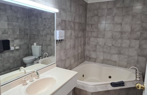 Tea Gardens Hotel | Tea Gardens Motel