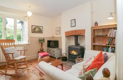 Kinnerton House | Teacher's Cottage