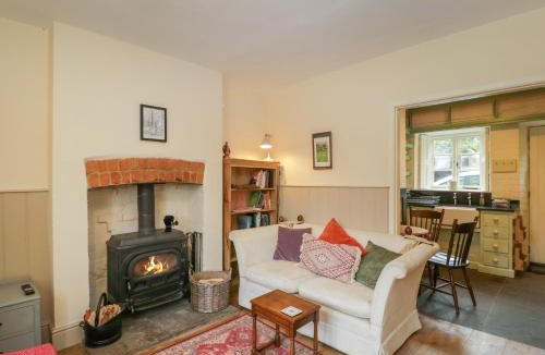 Kinnerton House | Teacher's Cottage