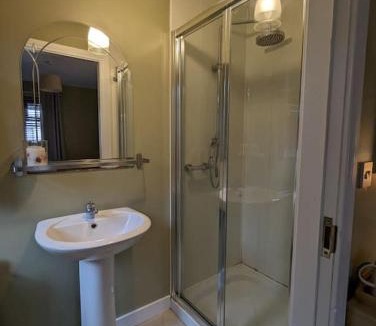 Strabane Apartment | TeachinTom