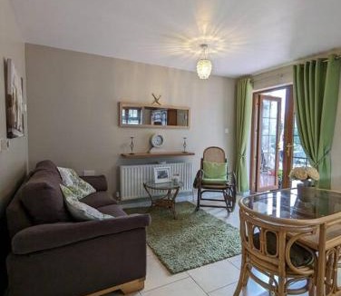 Strabane Apartment | TeachinTom