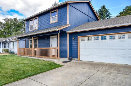 Albany House | Teak and Jordan Estates- Sleeps 24!
