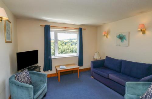 Kingsteignton Apartment | Teal