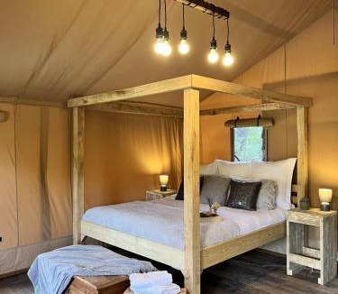 Cutnall Green House | Teal Safari Tent