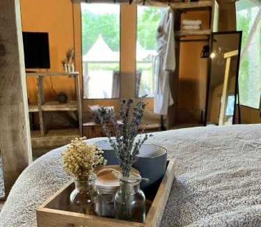 Cutnall Green House | Teal Safari Tent