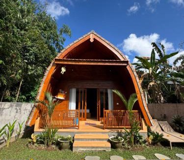 Melayang Bed & Breakfast | Teba junjungan cottages & villa