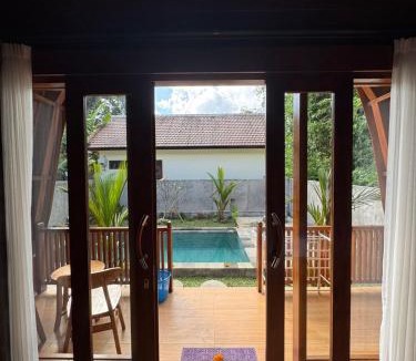 Melayang Bed & Breakfast | Teba junjungan cottages & villa