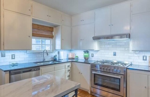 Tech Terrace House | Tech Terrace Vintage Gem, 5 Blocks from TTU Campus