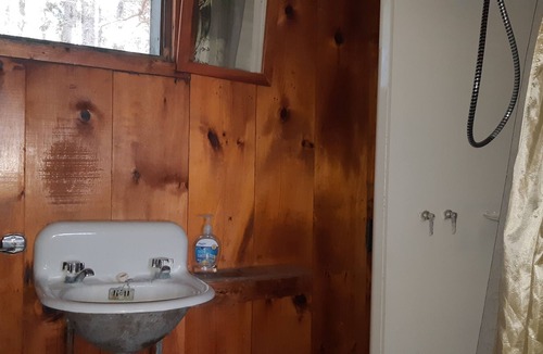 Blackville Cabin | Ted William's cottage /Drs island