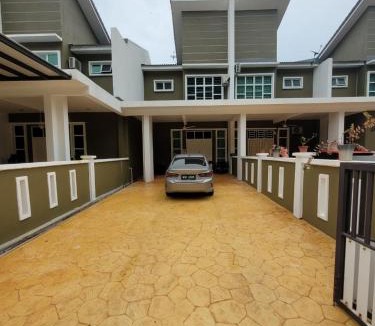 Kampung Cherong Baru House | Teduhan Abqory