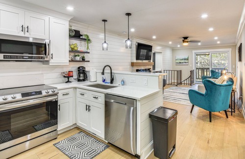 Salem Condo | Tee Times & Lake Days! Luxe Keowee Key Living