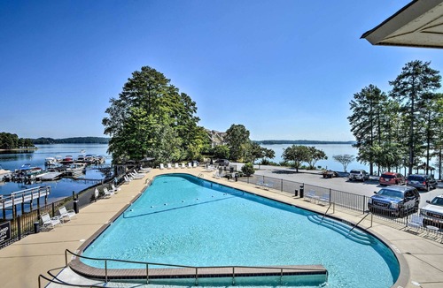 Salem Condo | Tee Times & Lake Days! Luxe Keowee Key Living