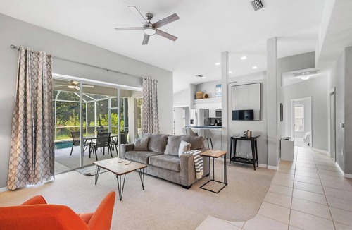 Long Meadow House | Tee to Sea Hideaway – 3BR/2BA Coastal Retreat