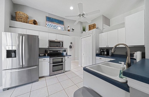 Long Meadow House | Tee to Sea Hideaway – 3BR/2BA Coastal Retreat