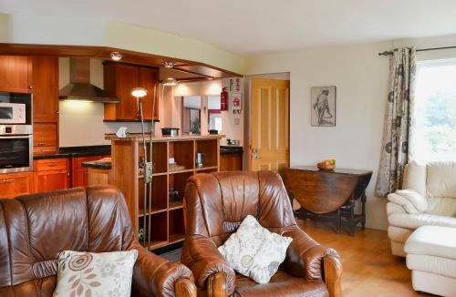 The Vale of Grwyney House | Tegfan