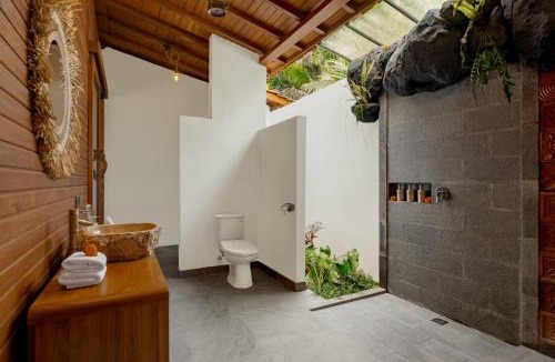 Sambahan Villa | Tegik Sari Villa