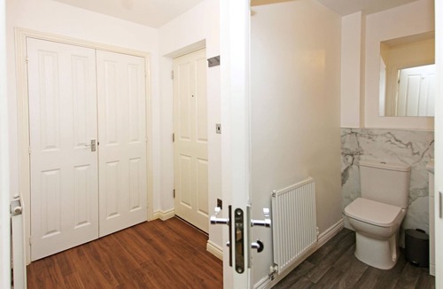 Telford Apartment | Telford - 2 Bedroom Modern Apartment