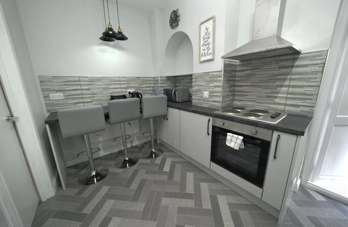 Telford Apartment | Telford - Apartment - Sleeps 5 - Flat 4