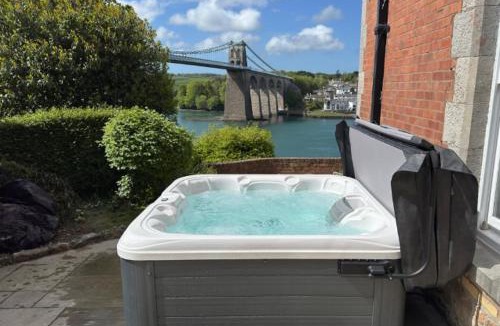 Bangor House | Telford House By Birch Stays