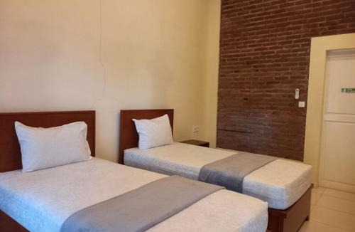 Muncar Hostel | Teluk Biru Homestay