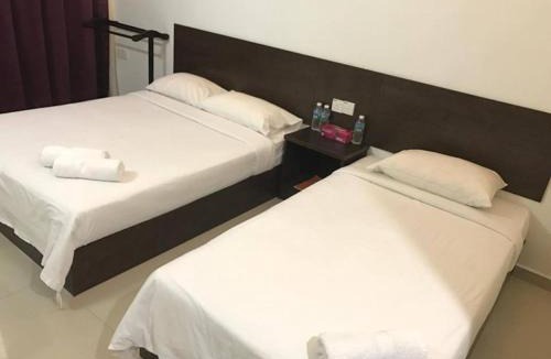 Dungun Hotel | Teluk Lipat Seaview Inn