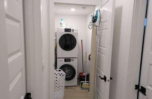 Southwest Calgary House | Temi's Cozy Space