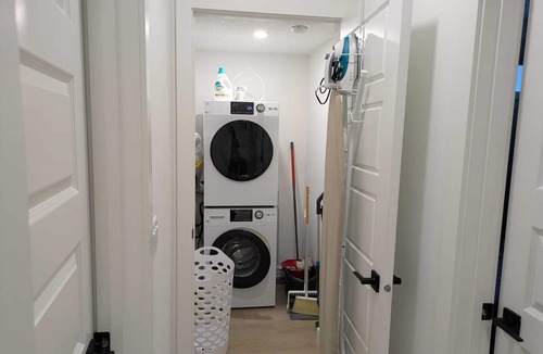 Southwest Calgary House | Temi's Cozy Space