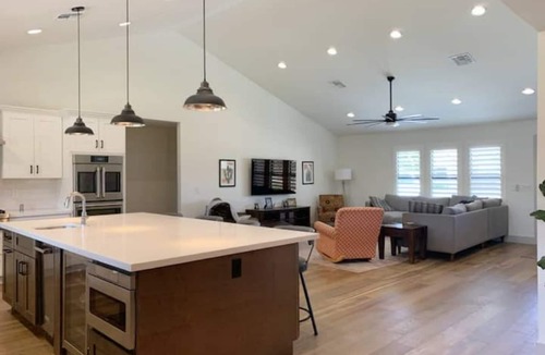 Tempe House | Tempe Home Away from Home