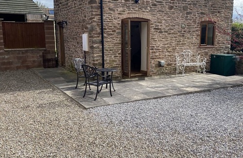 Monmouth House | Temperance Barn Retreat