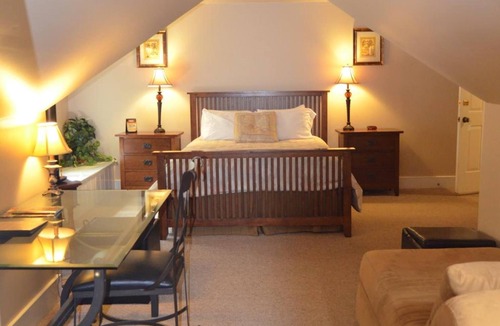 Newtown Hotel | Temperance House