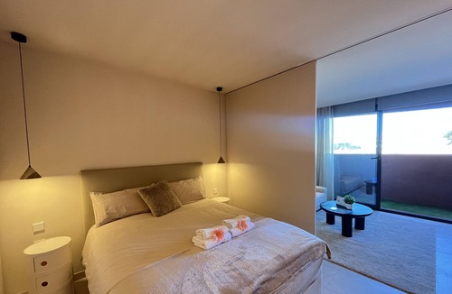 Guadalupe Apartment | Templa One by Gloove