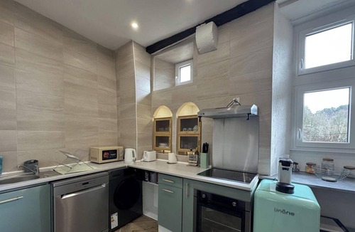 Chancelade Cottage | Templar Historic Cottage, Modern Comfort, Périgueux
