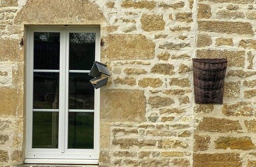 Quincerot House | Templar house with pool near Chablis