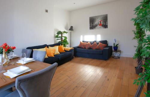 Vassall Apartment | Templar large garden flat