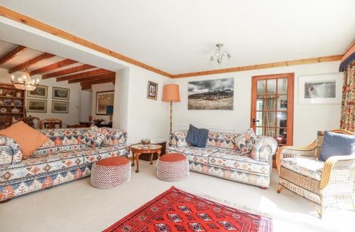 Goonhavern House | Temple House