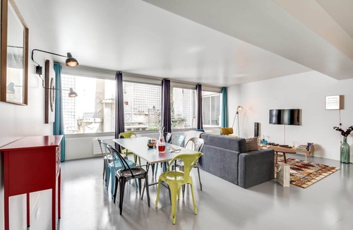 Quartier Sainte-Avoye Apartment | Temple IV - Three Bedroom Apartment, Sleeps 10