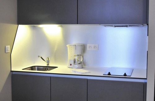 Bayonne House | Temporesidence Cathedrale