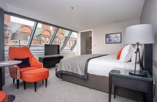 Newington Hotel | Ten Hill Place