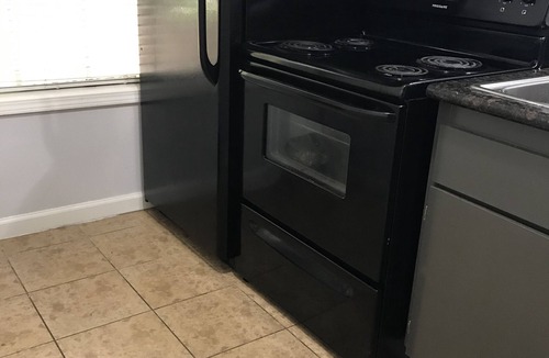 Garden Oaks Apartment | Ten to Zen