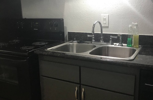Garden Oaks Apartment | Ten to Zen