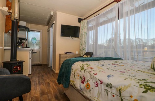 Hadlow Down House | Tench Hut