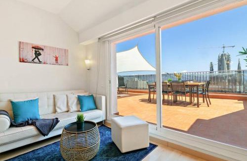 Horta-Guinardo Apartment | Tendency Apartments Sagrada Familia Penthouse