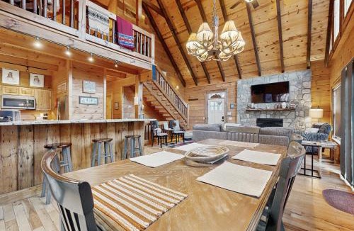 Maggie Valley House | Tenderfoot Lodge