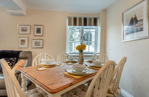 Wareham House | Tennay Cottage