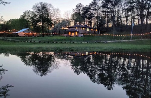 Lutts House | Tennessee 50-Acre Getaway