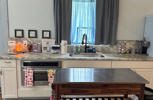 Muddy Pond Apartment | Tennessee Dream Getaway