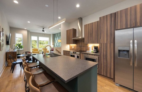 Radnor House | Tennessee Whiskey Townhome - 4BD/4.5BTH