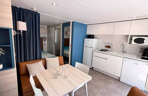 Valensole House | TENNESSY PREMIUM WITH SPA 2 persons