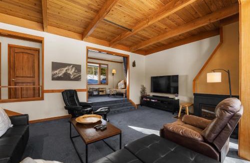 Keystone Villa | Tennis Townhome 1337 : 2